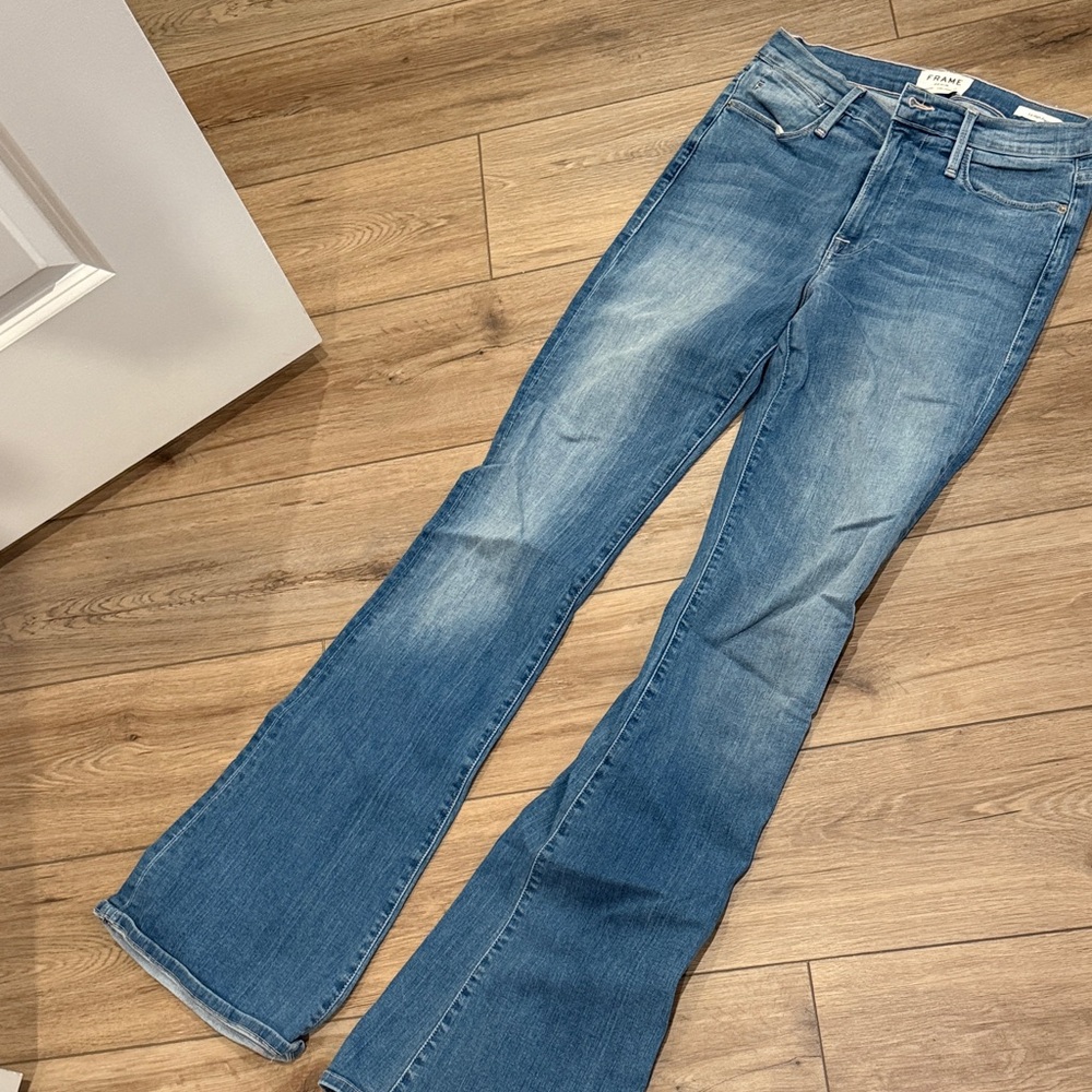 FRAME DENIM Women's Flare Jeans in Light Blue